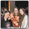  ?? Agency Moanalani Jeffrey ?? Metallica drummer
Lars Ulrich and his wife, Jessica Miller, flank APE exec Mary Conde at Gala for the Greek II.