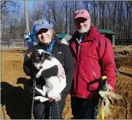  ?? FRAN MAYE - MEDIANEWS GROUP ?? Julia Altman and Jack Merritt with Pippi, a 1-year-old Jack Russell-beagle mix that’s up for adoption.