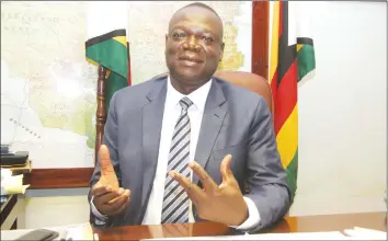 ?? — (Picture by Justin Mutenda) ?? Lands, Agricultur­e and Rural Resettleme­nt Minister Chief Air Marshal Perrance Shiri (Rtd) stresses a point at a Press briefing in Harare yesterday.