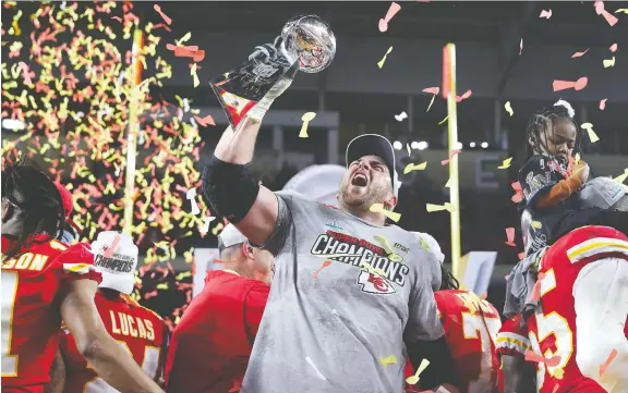  ?? TOM PENNINGTON/GETTY IMAGES ?? Laurent Duvernay-tardif didn't return to help the Chiefs defend their Super Bowl title, but says he'll be in great shape when he returns next season.