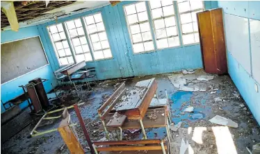  ?? Picture: EUGENE COETZEE ?? SHOCKING STATE: Greenville Primary School in Bethelsdor­p was unable to reopen yesterday as a result of a water leak and having been targeted by vandals during the lockdown period