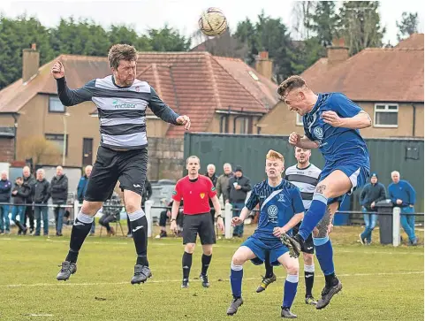  ??  ?? Downfield beat St Andrews (blue) 3-2 in a Premier League clash.