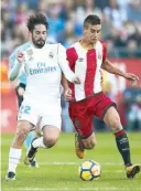  ??  ?? Isco (22) no tuvo su mejor partido; incluso, sufrió una lesión.