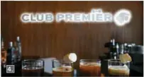  ??  ?? 3. En el área de Club Premier todos personaliz­aron sus carteras.