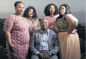  ?? /SUPPLIED ?? Musa Mseleku is surrounded by his four wives as viewers will see them on new reality show ‘Uthando neSthembu’ on Mzansi Magic.