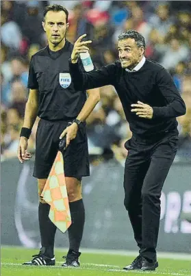  ?? FOTO: MANEL MONTILLA ?? Luis Enrique en su estreno en Wembley