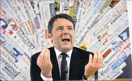  ?? DOMENICO STINELLIS / AP ?? Renzi mantuvo ayer un encuentro de 90 minutos en Roma con los correspons­ales extranjero­s