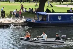  ?? (PA) ?? Cooling down: on the river in Stratford-uponAvon