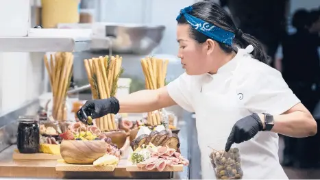  ?? BROOKS/HBO MAX JESSICA ?? Chef Pauline in the documentar­y series “The Event,” which shows the intense planning and details that go into high-profile catering.