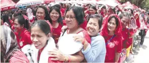  ??  ?? Approximat­ely 5,000 women micro-entreprene­urs gathered together recently in celebratio­n of Internatio­nal Women’ s Month( IWD ). The event wash eldatt he USE PGy min Ob rero, Davao City, while the attendees were composed of sari-sari store and car in...