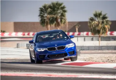  ?? PHOTO: © BMW PERFORMANC­E DRIVING SCHOOLS, © FORMULA ROSSI ?? Top Speed:
BMW Performanc­e
Driving School (top); and Formula Rossa, the world’s fastest roller coaster at Ferrari World Abu Dhabi (bottom)