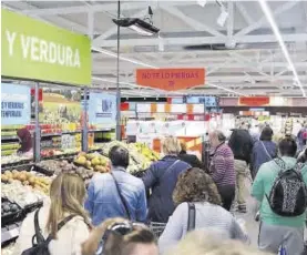  ?? EL PERIÓDICO ?? Interior de un supermerca­do.