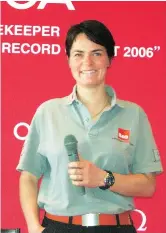  ??  ?? British yachtswoma­n Ellen MacArthur speaks at a news conference in Yokohama. — Ti Gong