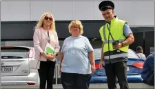  ??  ?? Cllr Casserly with Dee Gillen and Traffic Warden Stephen Reynolds