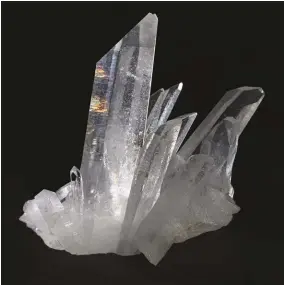  ?? Wikimedia Commons ?? Quartz is the most familiar and by far the most abundant of the silicon-dioxide polymorphs.