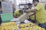  ??  ?? Pandesal for Life is a livelihood program establishe­d in Malabon City Jail that provides an income-generating skills training for the detainees.