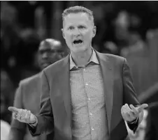  ?? JEFF CHIU
AP PHOTO/ ?? Golden State Warriors head coach Steve Kerr reacts toward officials during the second half of his team’s NBA basketball game against the Washington Wizards in San Francisco, on March 1.