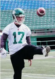  ?? DON HEALY/Leader-Post ?? Saskatchew­an Roughrider­s’ Ricky Schmitt was chosen to address his team after practice Thursday on Taylor Field.