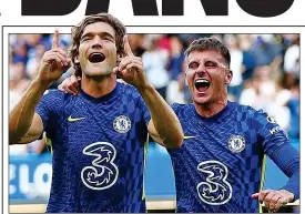  ??  ?? SERIOUS CONTENDERS? Alonso (left) and Mount savour Chelsea’s opener