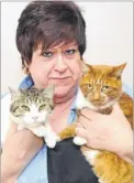  ?? FM2629632 ?? Jennifer Gunor with cats Lexi and Kiara