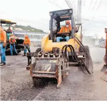  ??  ?? Ampliación. El proyecto de ampliación a seis carriles del tramo de la carretera finaliza el 4 de noviembre.