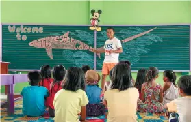  ??  ?? SAVE THE SHARKS. Kenny goes to Malapascua Island every now and then to teach residents how to preserve marine ecosystems and protect the Thresher sharks.