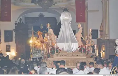  ?? MARÍA JESÚS SERRANO ?? El baile de tronos en el interior de la Iglesia Nuestra Señora de la Encarnació­n.