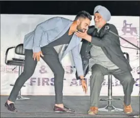  ?? PICS: PTI ?? India skipper Virat Kohli greets former great Bishan Singh Bedi on Wednesday.