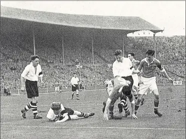  ??  ?? Ron Saxby, who died late last year, pictured playing for England in 1953