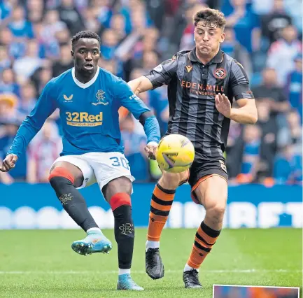  ?? ?? Lewis Neilson, right, signed a three-year deal in Gorgie earlier this month