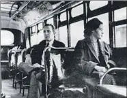  ?? AP ?? EUA, 1955. Rosa Parks, símbol de la lluita pels drets dels negres, es va negar a cedir el seu seient