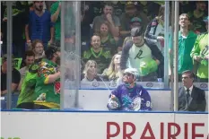  ?? KAYLE NEIS/FILES ?? Knighthawk­s forward Cody Jamieson sprays water on a Rush fan last season during the championsh­ip game in Saskatoon.