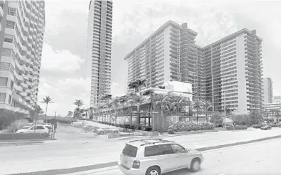  ?? CITY OF HALLANDALE BEACH/COURTESY PHOTOS ?? An artist rendering of 2000 Ocean, Hallandale’s latest tower, which will have a beachside butler at your service.