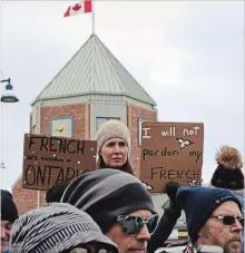  ?? MELINDA CHEEVERS NIAGARA THIS WEEK ?? Niagara’s francophon­e community takes to the streets in Beamsville on Saturday afternoon to show its dissatisfa­ction over recent decisions related to francophon­es in Ontario made by the provincial government.