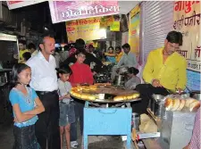  ??  ?? ARIF KHAN Street food at Indore's Sarafa Bazaar is a big draw for foodies