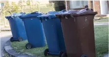  ??  ?? Different types of bins used in Glasgow, and below, the Union Jack