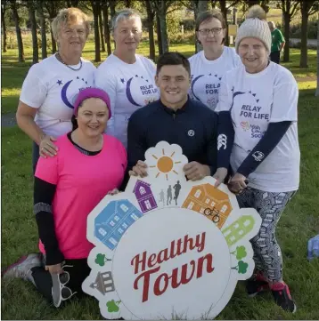  ??  ?? Hurler Lee Chin, who lead off the event, at the Wexford Healthy Town Walk with Mary Walsh, Eadaoin Lawlor, Bernie Stone, Nicola Hendrick and Imelda Lawlor.