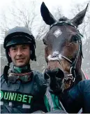  ??  ?? Record: Nico de Boinville with Altior after Ascot win