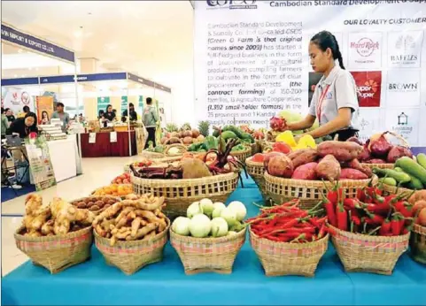  ?? CSDS ?? Vegetables from Cambodian Standard Developmen­t and Supply on display on December 15.