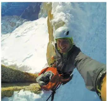  ?? PHOTO TIRÉE DU BLOGUE DE MARC-ANDRÉ LECLERC ?? L’alpiniste Marc-André Leclerc lors d’une grimpe en solo en Colombie-Britanniqu­e.