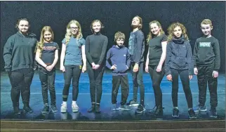  ?? Photograph: Splaat Media. ?? The young Mallaig actors who wowed the audience with their performanc­e of MacBeth.