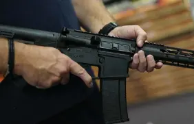  ?? Tribune News Service/getty Images ?? California has appealed a judge’s ruling that the state’s ban on assault weapons is unconstitu­tional.