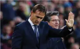  ?? FOTO: ALBERT GEA, REUTERS/NTB SCANPIX ?? Julen Lopetegui fikk ikke Real Madrid-laget til å fungere.