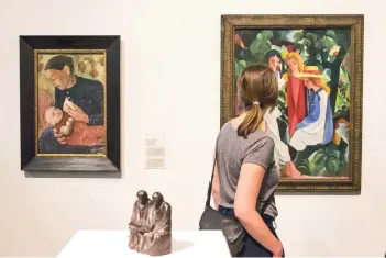  ?? FOTO: STEFAN ARENDT ?? Am Internatio­nalen Museumstag lädt das Museum Kunstpalas­t zu Führungen in den Ehrenhof.