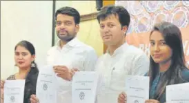  ?? MOHD ZAKIR/HT FILE ?? Congressba­cked NSUI has alleged that DUSU president Ankiv Baisoya (second from left) had used a fake degree to obtain admission to Delhi University.