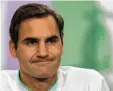  ?? Foto: dpa ?? Roger Federer muss erneut am Knie ope‰ riert werden.