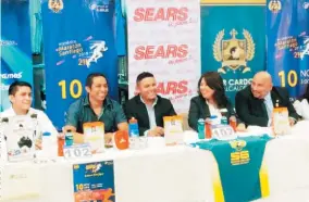  ??  ?? Celebració­n. Sears festeja 56 años de servicio y lo hace con una maratón para incentivar la unión familiar.