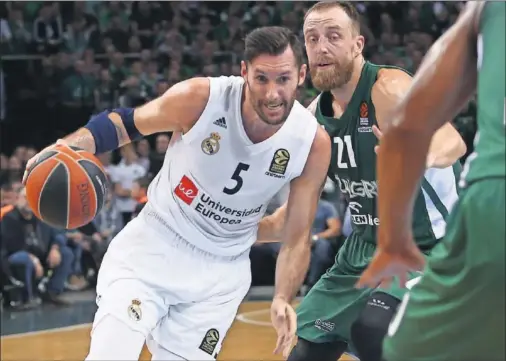  ??  ?? LA TRACA FINAL. Rudy Fernández abatió al Zalgiris con cuatro triples seguidos en los últimos cuatro minutos para romper el empate a 73.