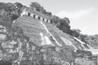  ??  ?? Se anunció también la reapertura del museo de sitio en Palenque