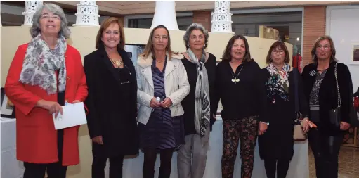  ?? Rita Roquette Vasconcell­os, Margarida Gomes, Filipa Horta Correia, Maria João Ribeiro Telles, Cecília Leite de Castro, Leonor Janeiro and Maria João Pais. ??